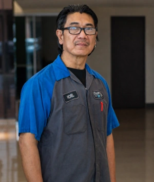 Rogelio David Technician