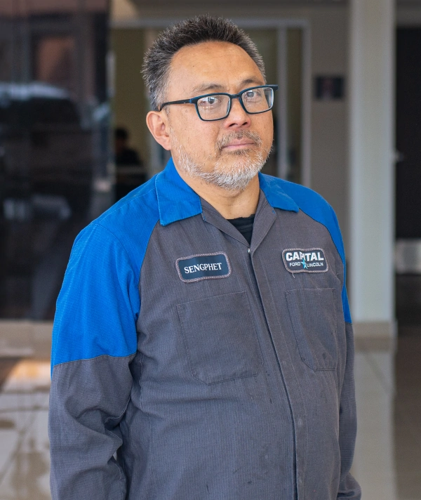 Seng Thammavongsa Refinish Technician
