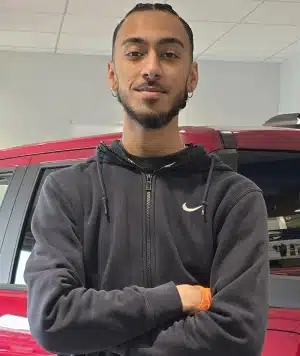 Shakeel Hanif Service Advisor